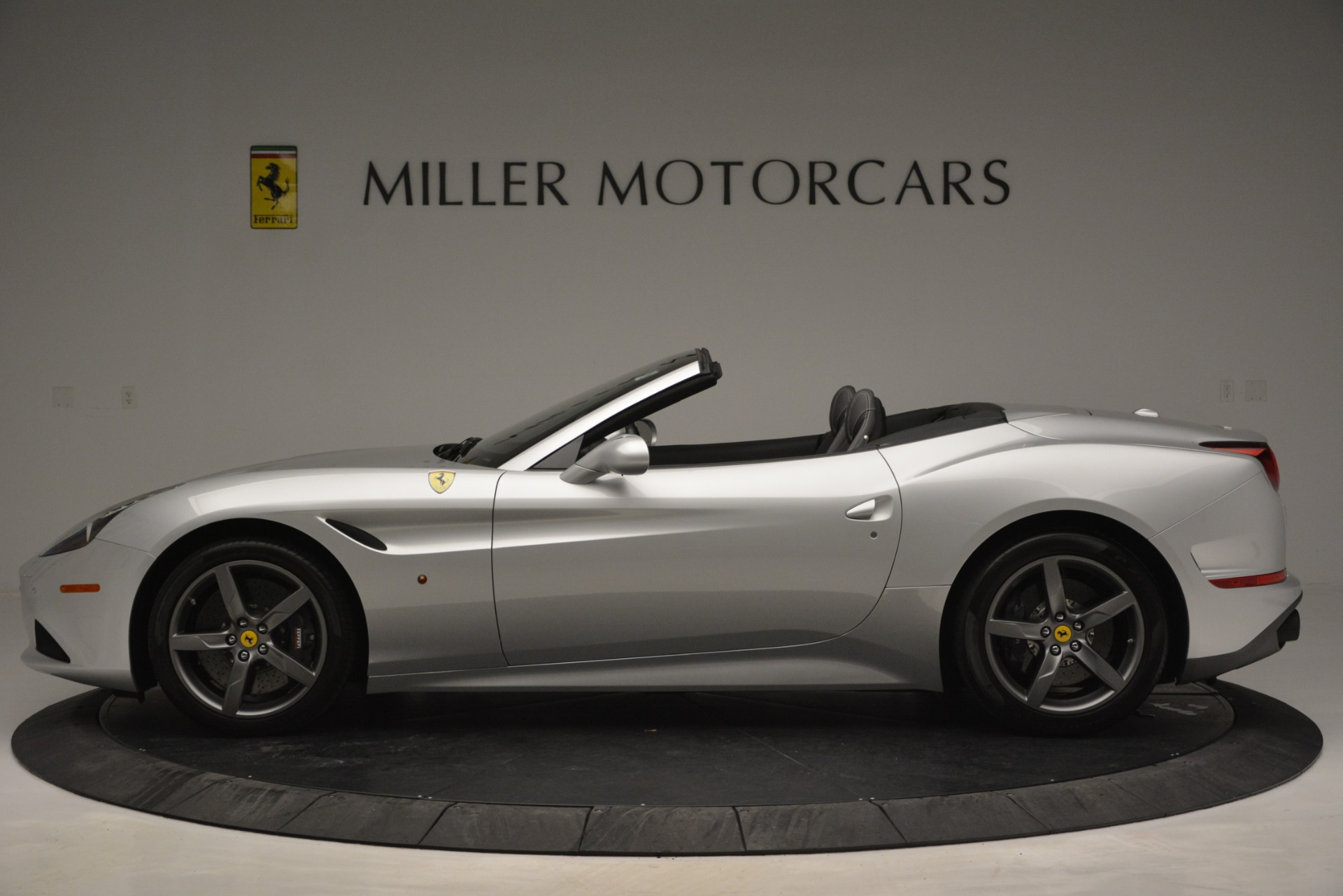 2017 Ferrari California T Handling Speciale Stock 4533 For