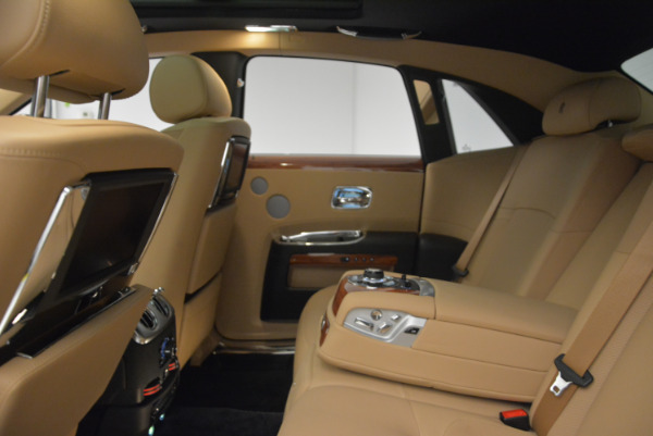 Used 2013 Rolls-Royce Ghost for sale Sold at Maserati of Westport in Westport CT 06880 21