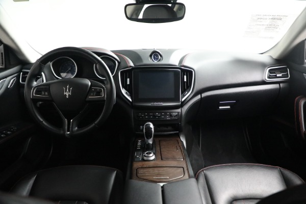 New 2017 Maserati Ghibli S Q4 EX-Loaner for sale Sold at Maserati of Westport in Westport CT 06880 16