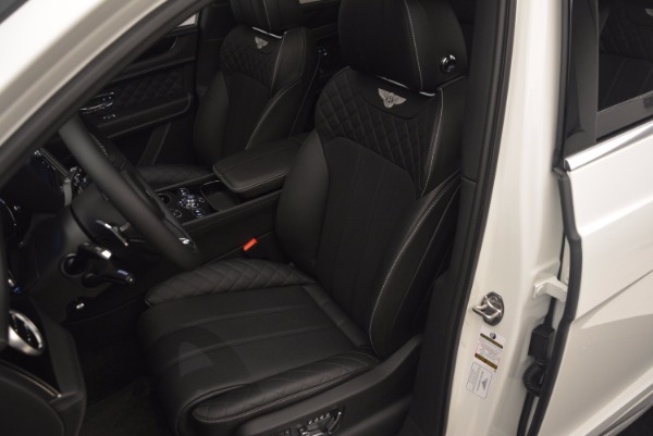 Used 2017 Bentley Bentayga for sale Sold at Maserati of Westport in Westport CT 06880 24