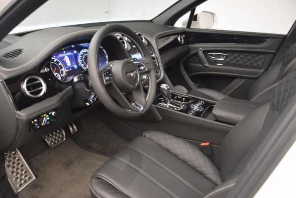 Used 2017 Bentley Bentayga for sale Sold at Maserati of Westport in Westport CT 06880 26