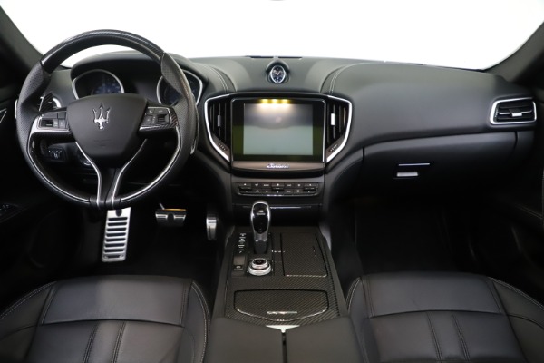 Used 2017 Maserati Ghibli S Q4 for sale Sold at Maserati of Westport in Westport CT 06880 16