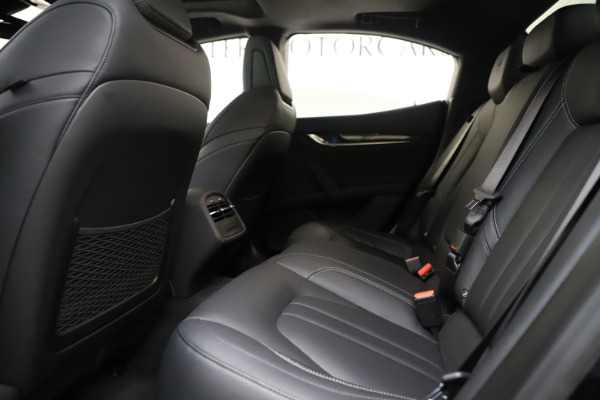 Used 2017 Maserati Ghibli S Q4 for sale Sold at Maserati of Westport in Westport CT 06880 19