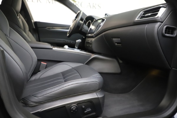 Used 2017 Maserati Ghibli S Q4 for sale Sold at Maserati of Westport in Westport CT 06880 23