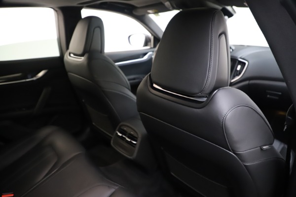 Used 2017 Maserati Ghibli S Q4 for sale Sold at Maserati of Westport in Westport CT 06880 28