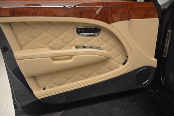 Used 2016 Bentley Mulsanne for sale Sold at Maserati of Westport in Westport CT 06880 20