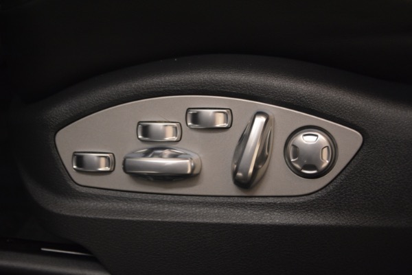 Used 2016 Porsche Macan Turbo for sale Sold at Maserati of Westport in Westport CT 06880 26