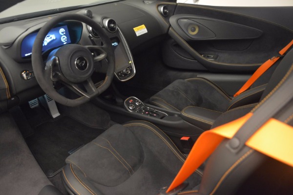 Used 2017 McLaren 570 GT for sale $169,900 at Maserati of Westport in Westport CT 06880 15