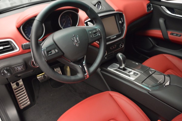 Used 2015 Maserati Ghibli S Q4 for sale Sold at Maserati of Westport in Westport CT 06880 13