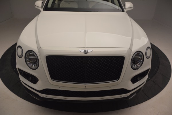 Used 2018 Bentley Bentayga Black Edition for sale $179,900 at Maserati of Westport in Westport CT 06880 13
