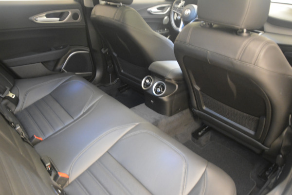 New 2017 Alfa Romeo Giulia Ti Sport Q4 for sale Sold at Maserati of Westport in Westport CT 06880 21