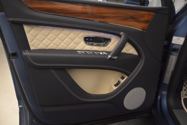 New 2018 Bentley Bentayga for sale Sold at Maserati of Westport in Westport CT 06880 20