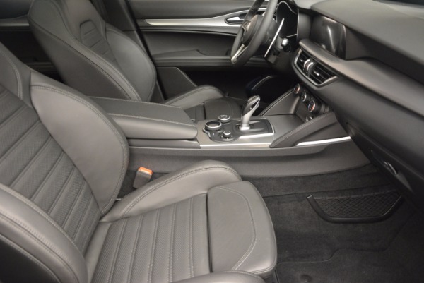 New 2018 Alfa Romeo Stelvio Ti Sport Q4 for sale Sold at Maserati of Westport in Westport CT 06880 17