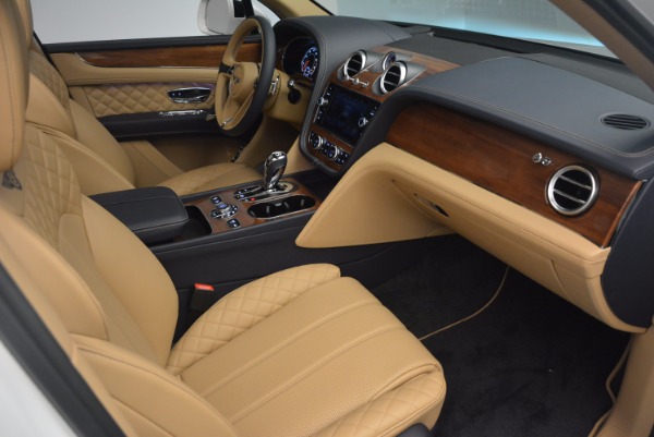 New 2018 Bentley Bentayga W12 Signature for sale Sold at Maserati of Westport in Westport CT 06880 27