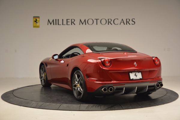 Used 2017 Ferrari California T for sale Sold at Maserati of Westport in Westport CT 06880 17