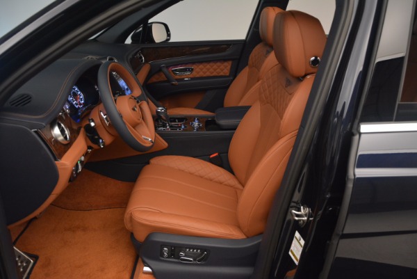 Used 2018 Bentley Bentayga W12 Signature for sale Sold at Maserati of Westport in Westport CT 06880 24