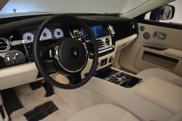 Used 2010 Rolls-Royce Ghost for sale Sold at Maserati of Westport in Westport CT 06880 19