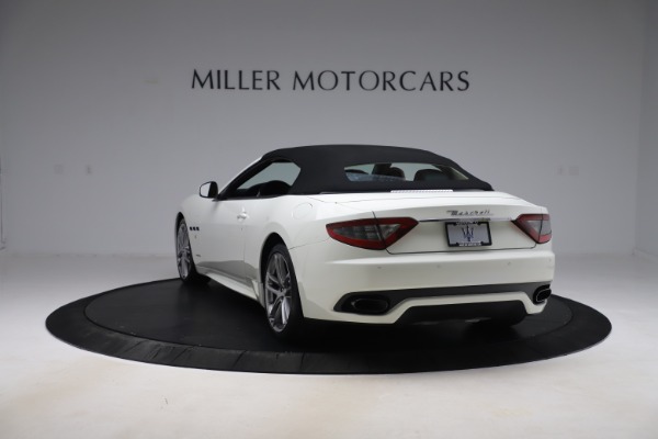 Used 2017 Maserati GranTurismo Convertible Sport for sale Sold at Maserati of Westport in Westport CT 06880 17