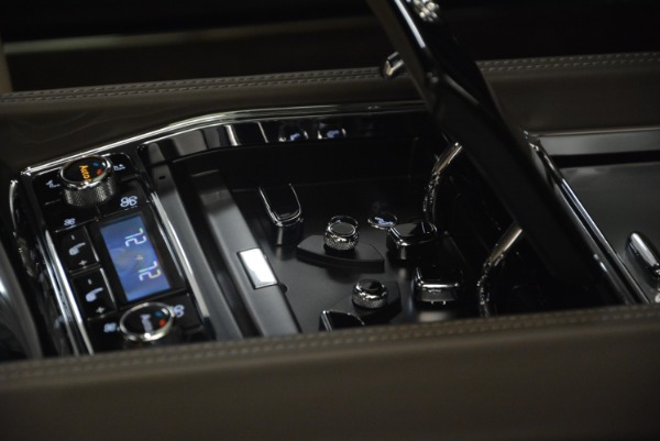 Used 2017 Bentley Mulsanne EWB for sale Sold at Maserati of Westport in Westport CT 06880 23