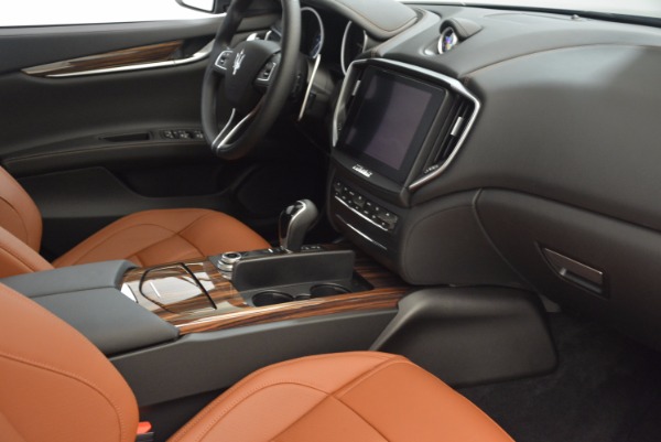 New 2018 Maserati Ghibli S Q4 Gransport for sale Sold at Maserati of Westport in Westport CT 06880 21