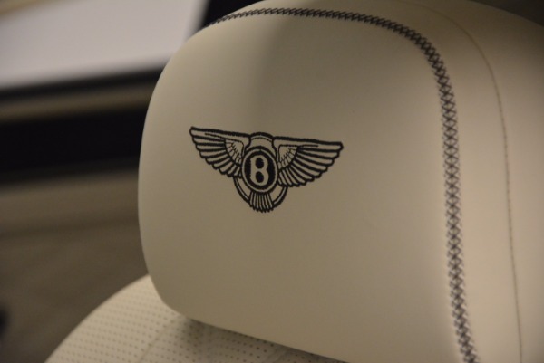 Used 2015 Bentley Flying Spur W12 for sale Sold at Maserati of Westport in Westport CT 06880 25