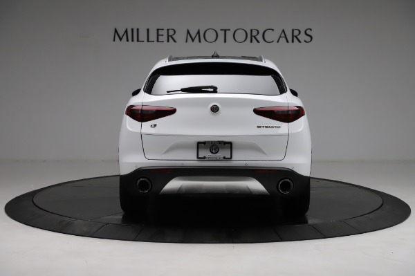 Used 2018 Alfa Romeo Stelvio Q4 for sale Sold at Maserati of Westport in Westport CT 06880 7