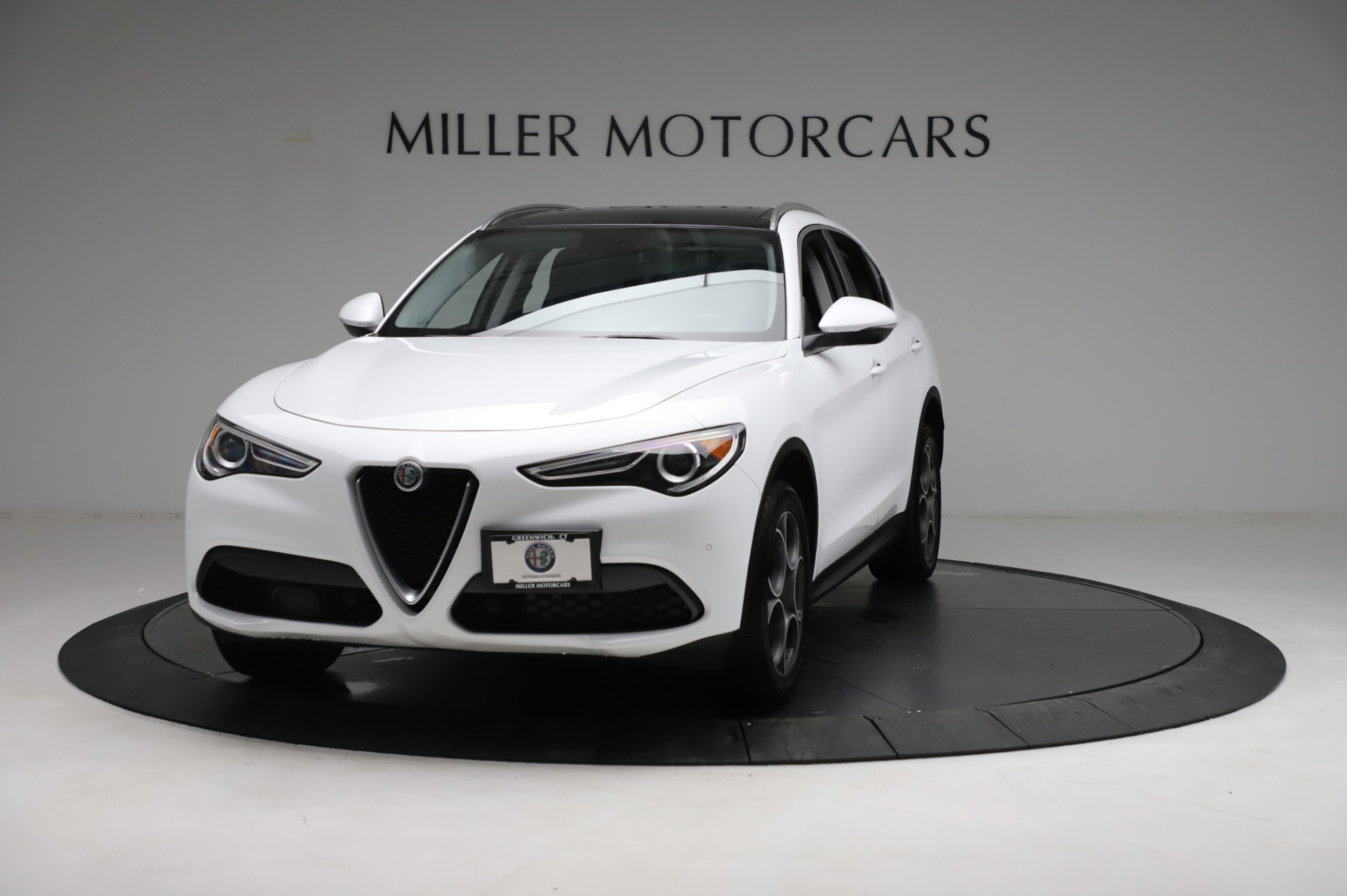 Used 2018 Alfa Romeo Stelvio Q4 for sale Sold at Maserati of Westport in Westport CT 06880 1