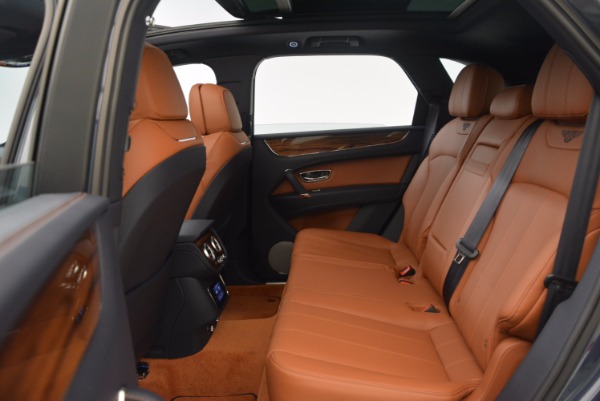 Used 2018 Bentley Bentayga Onyx for sale Sold at Maserati of Westport in Westport CT 06880 25