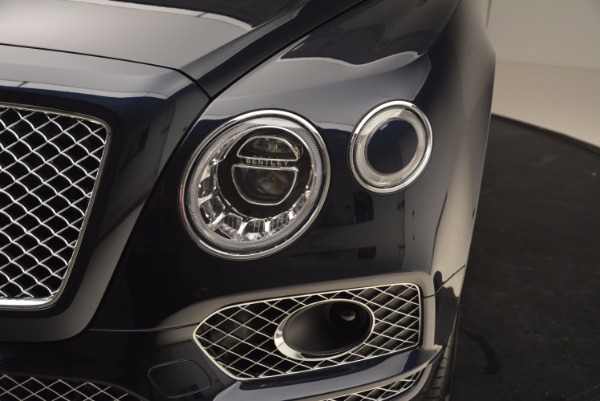Used 2018 Bentley Bentayga W12 Signature for sale Call for price at Maserati of Westport in Westport CT 06880 15