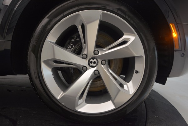 Used 2018 Bentley Bentayga W12 Signature for sale Call for price at Maserati of Westport in Westport CT 06880 19