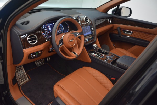 Used 2018 Bentley Bentayga W12 Signature for sale Call for price at Maserati of Westport in Westport CT 06880 22