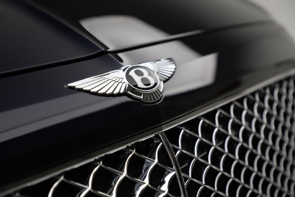 Used 2018 Bentley Bentayga W12 Signature for sale Sold at Maserati of Westport in Westport CT 06880 15