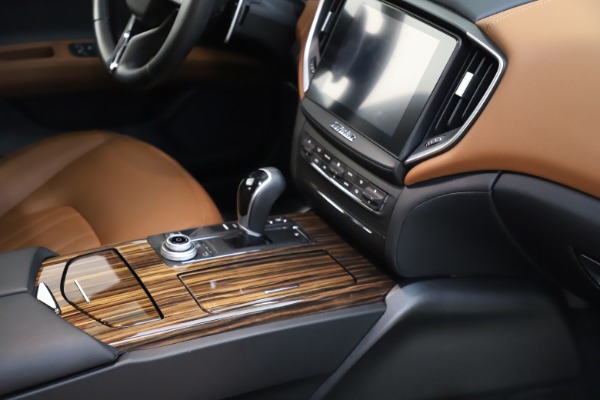 Used 2018 Maserati Ghibli S Q4 for sale $53,900 at Maserati of Westport in Westport CT 06880 24