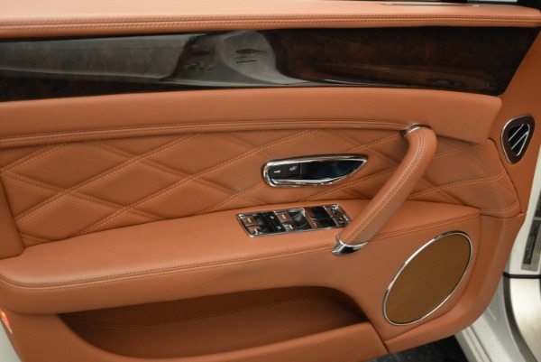 Used 2014 Bentley Flying Spur W12 for sale Sold at Maserati of Westport in Westport CT 06880 21