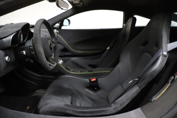 Used 2016 McLaren 675LT Coupe for sale $227,900 at Maserati of Westport in Westport CT 06880 16