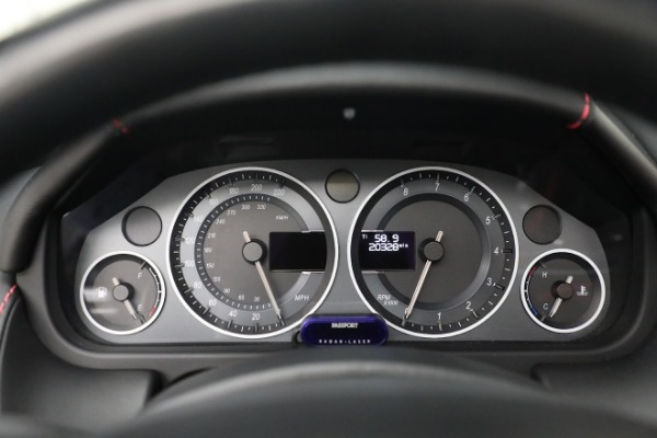 Used 2015 Aston Martin DB9 Volante for sale $94,900 at Maserati of Westport in Westport CT 06880 24