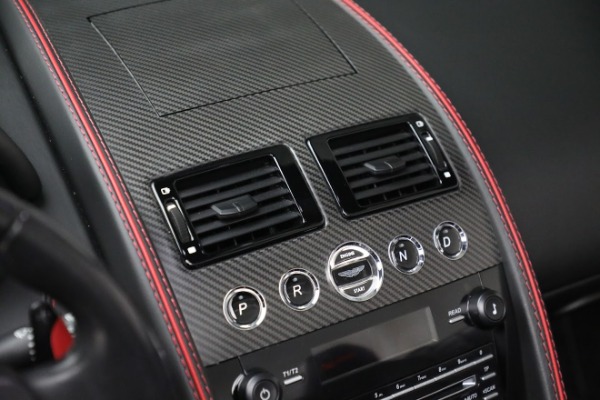 Used 2015 Aston Martin DB9 Volante for sale $94,900 at Maserati of Westport in Westport CT 06880 26