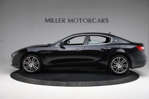 Used 2018 Maserati Ghibli S Q4 Gransport for sale Sold at Maserati of Westport in Westport CT 06880 3