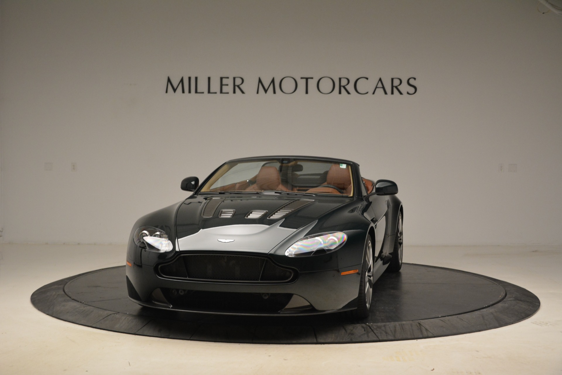 Used 2017 Aston Martin V12 Vantage S Roadster for sale Sold at Maserati of Westport in Westport CT 06880 1