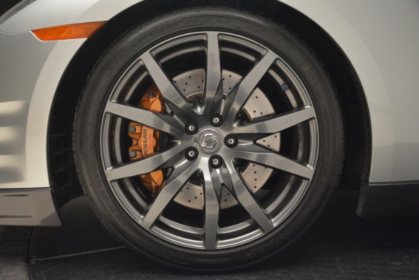Used 2013 Nissan GT-R Premium for sale Sold at Maserati of Westport in Westport CT 06880 16