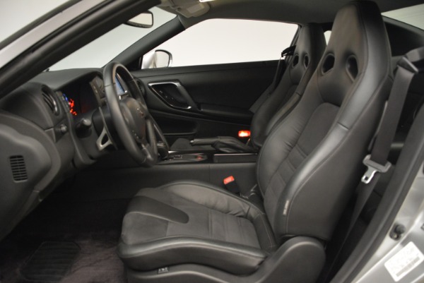 Used 2013 Nissan GT-R Premium for sale Sold at Maserati of Westport in Westport CT 06880 20