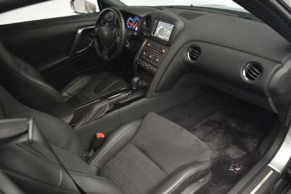 Used 2013 Nissan GT-R Premium for sale Sold at Maserati of Westport in Westport CT 06880 22