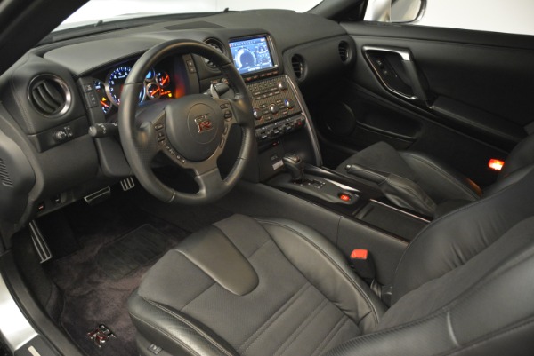 Used 2013 Nissan GT-R Premium for sale Sold at Maserati of Westport in Westport CT 06880 26