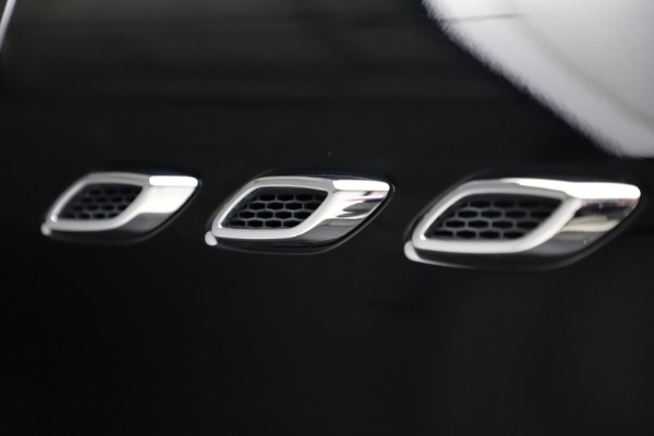 Used 2018 Maserati Levante Q4 GranSport for sale Sold at Maserati of Westport in Westport CT 06880 17