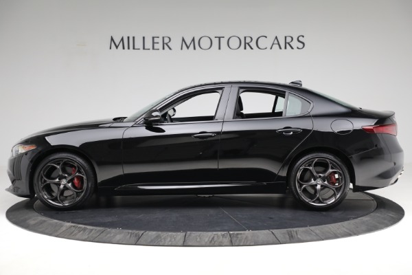 Used 2018 Alfa Romeo Giulia Ti Sport Q4 for sale Sold at Maserati of Westport in Westport CT 06880 3