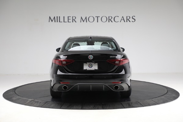 Used 2018 Alfa Romeo Giulia Ti Sport Q4 for sale Sold at Maserati of Westport in Westport CT 06880 6