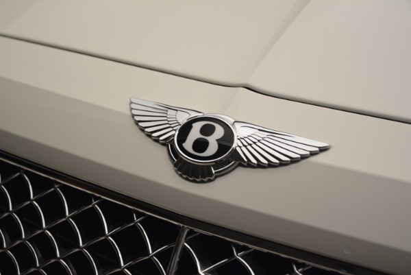 Used 2018 Bentley Bentayga Signature for sale Sold at Maserati of Westport in Westport CT 06880 15