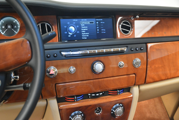 Used 2013 Rolls-Royce Phantom for sale Sold at Maserati of Westport in Westport CT 06880 16