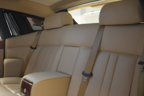 Used 2013 Rolls-Royce Phantom for sale Sold at Maserati of Westport in Westport CT 06880 20