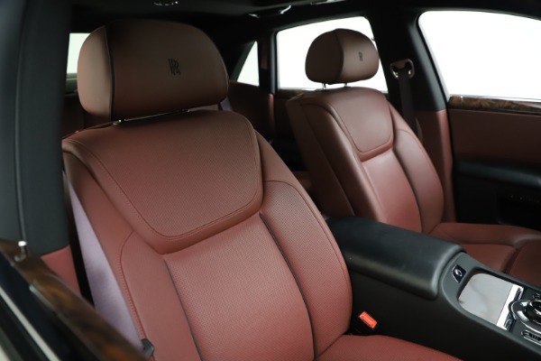 Used 2016 Rolls-Royce Ghost for sale $176,900 at Maserati of Westport in Westport CT 06880 14